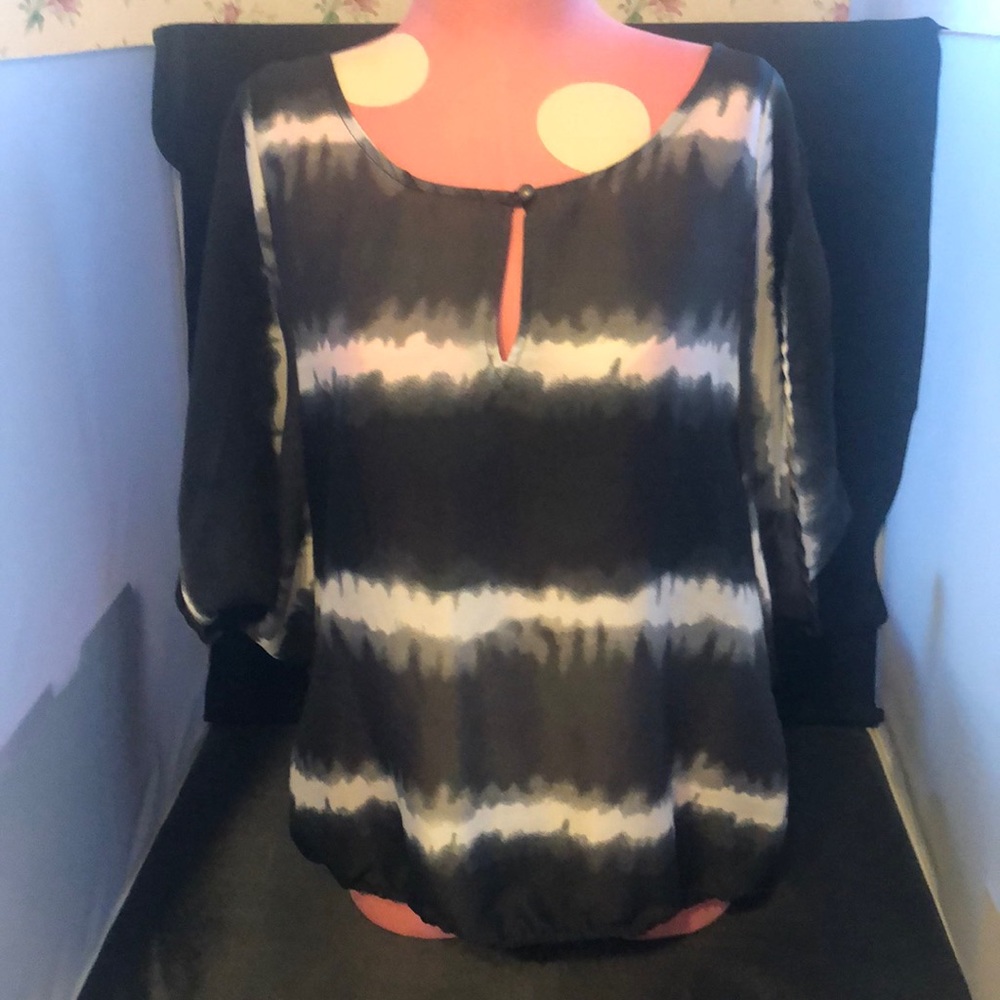 Converse blouse